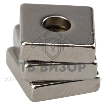 Магнит
 Неодимовый магнитный прямоугольник 10х10х3 мм с зенковкой 6х3,5 мм (упаковка 3 шт.) (72-3700)-1