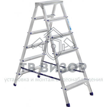 Стремянка
 Стремянка алюминиевая АЛЮМЕТ AD7206 6 ступеней двухсторонняя-0