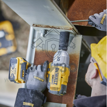 Дрель-шуруповерт
 Гайковерт аккумуляторный DeWALT DCF 897 N ударный, бесщеточный, без АКБ и ЗУ-3
