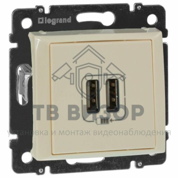 Розетка электрическая
 Legrand 774170 ∙ VALENA Розетка двойная USB слоновая кость-0